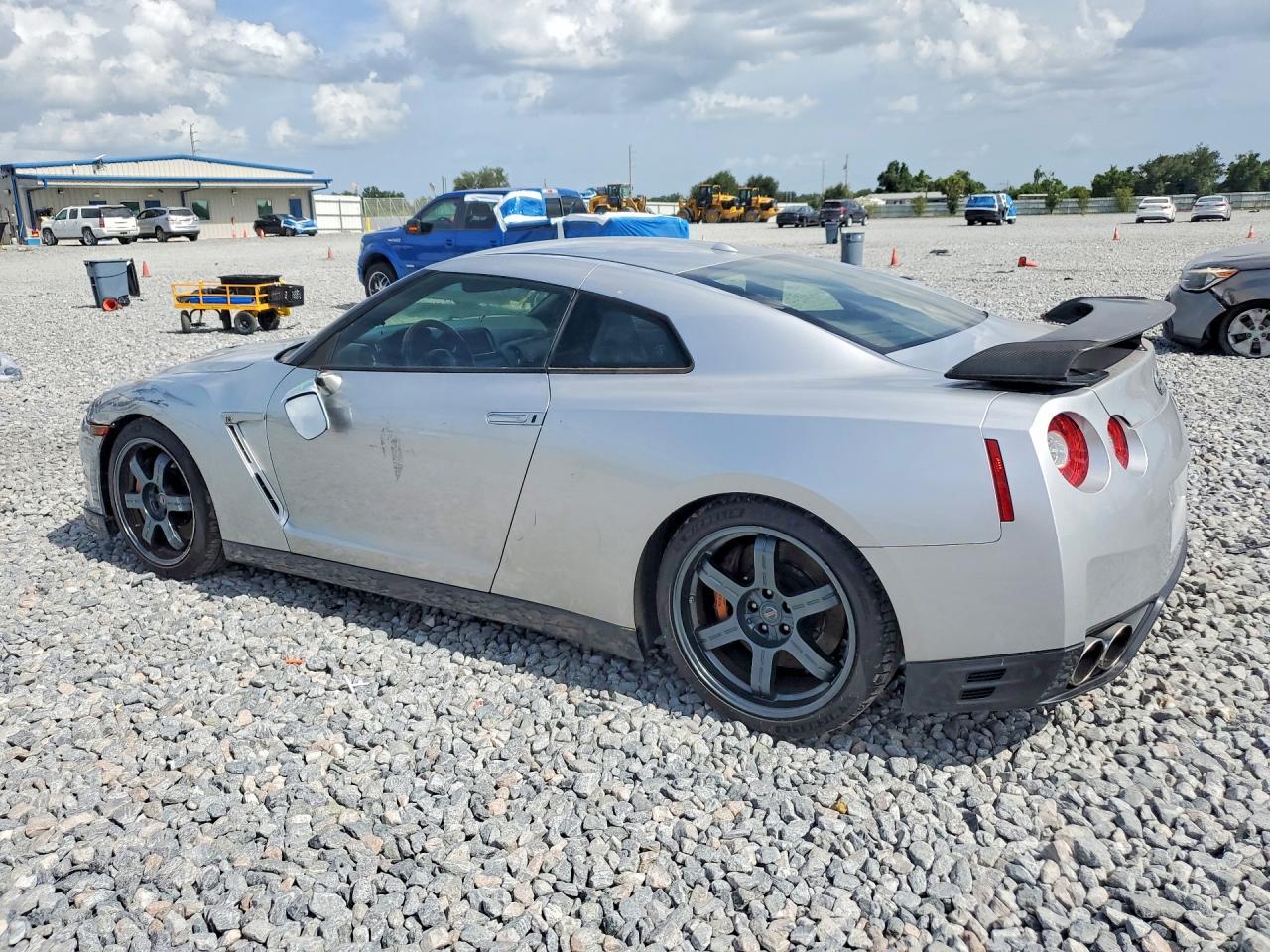 2016 Nissan Gt-R Black Edition - Фото 2
