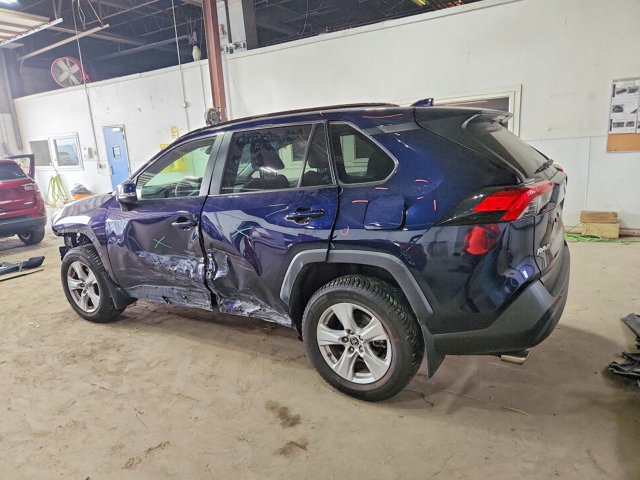 2019 Toyota Rav4 Xle - Фото 2