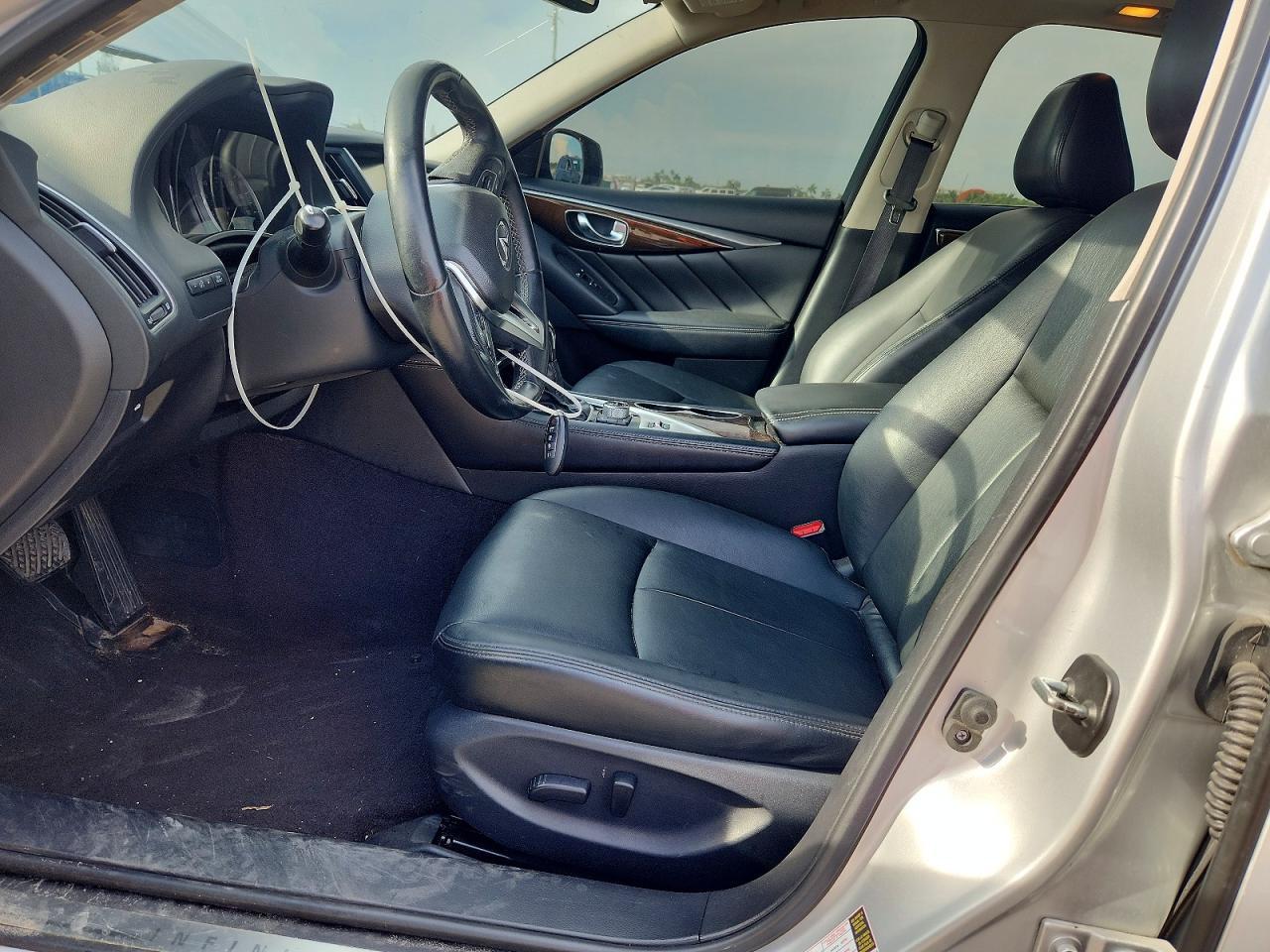 2018 Infiniti Q50 3.0T Luxe - Фото 7