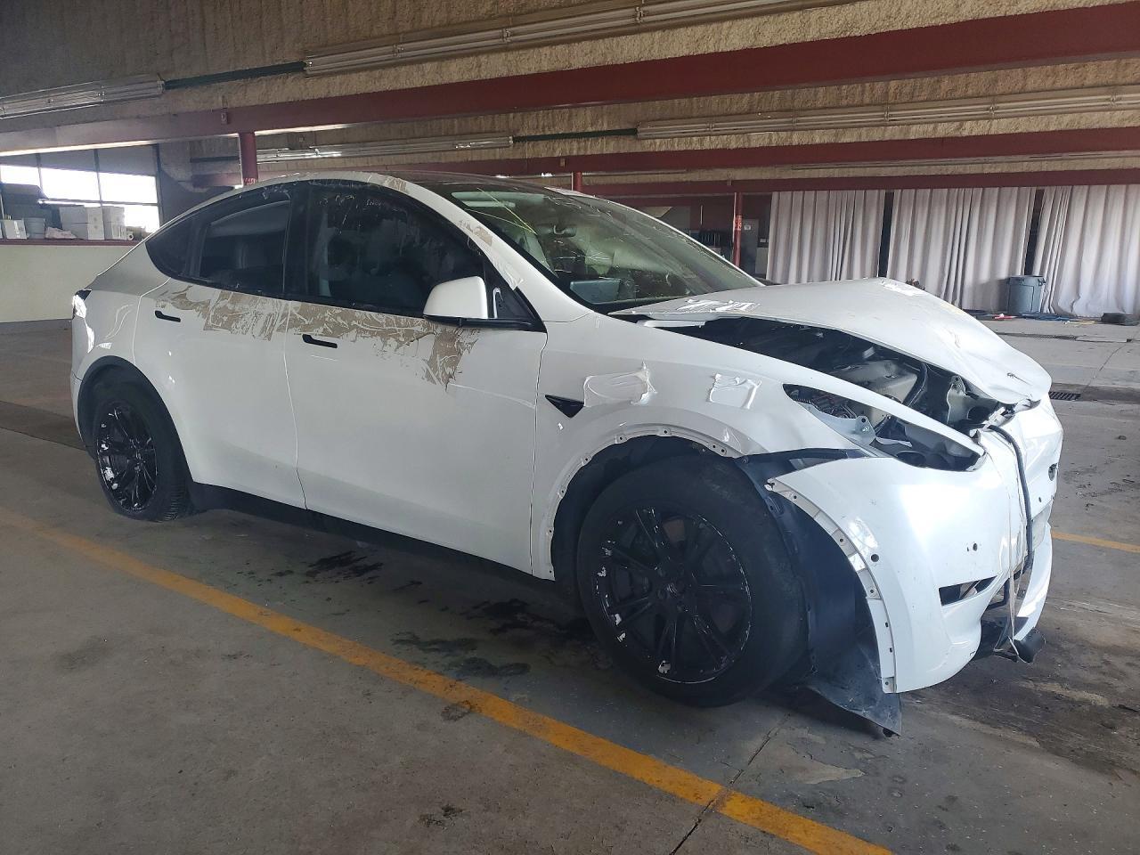 2020 Tesla Model Y - Фото 4
