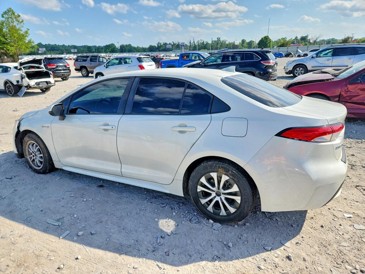 2021 Toyota Corolla Le - Фото 2
