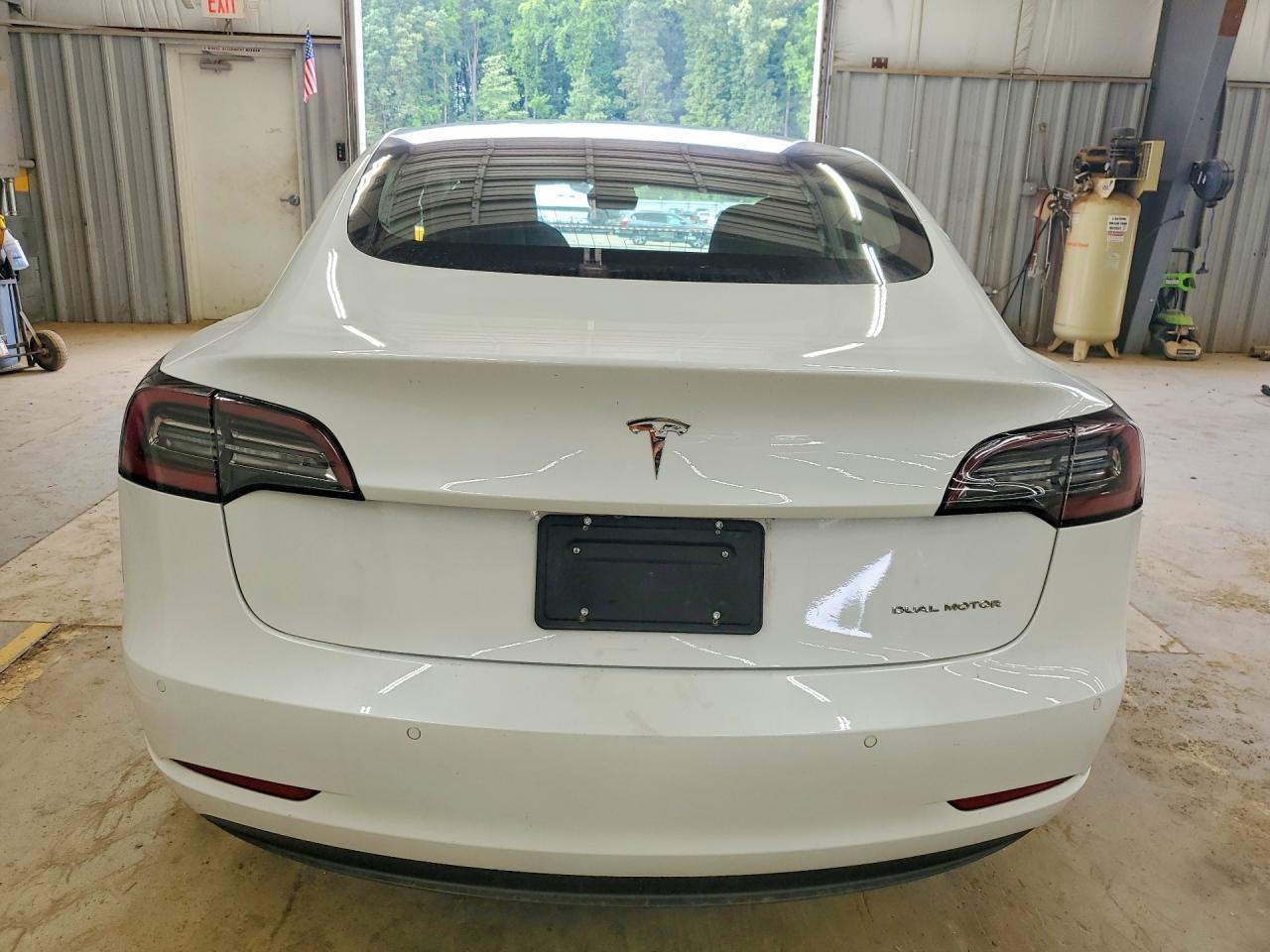 2019 Tesla Model 3 - Фото 6