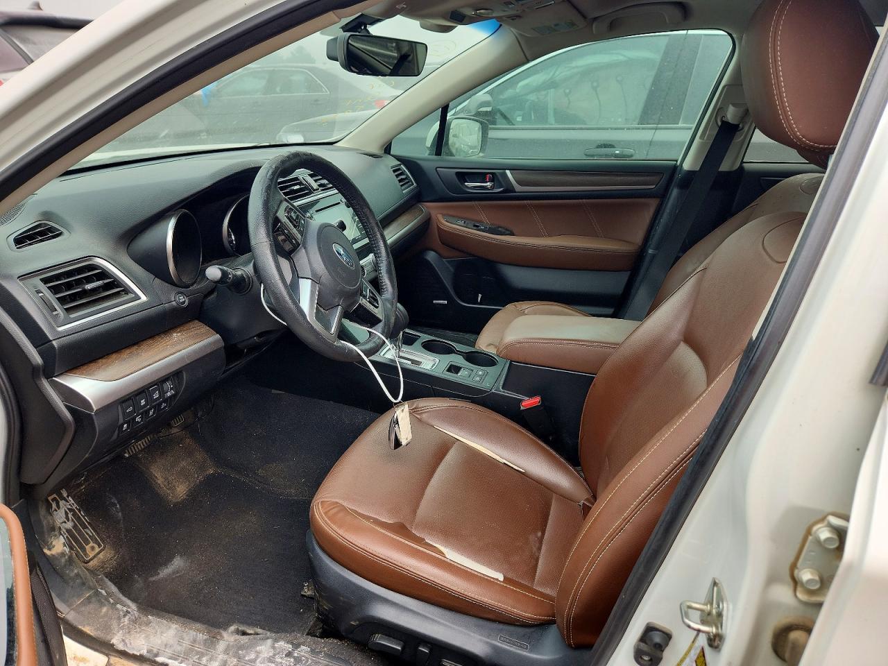 2017 Subaru Outback Touring - Image 7