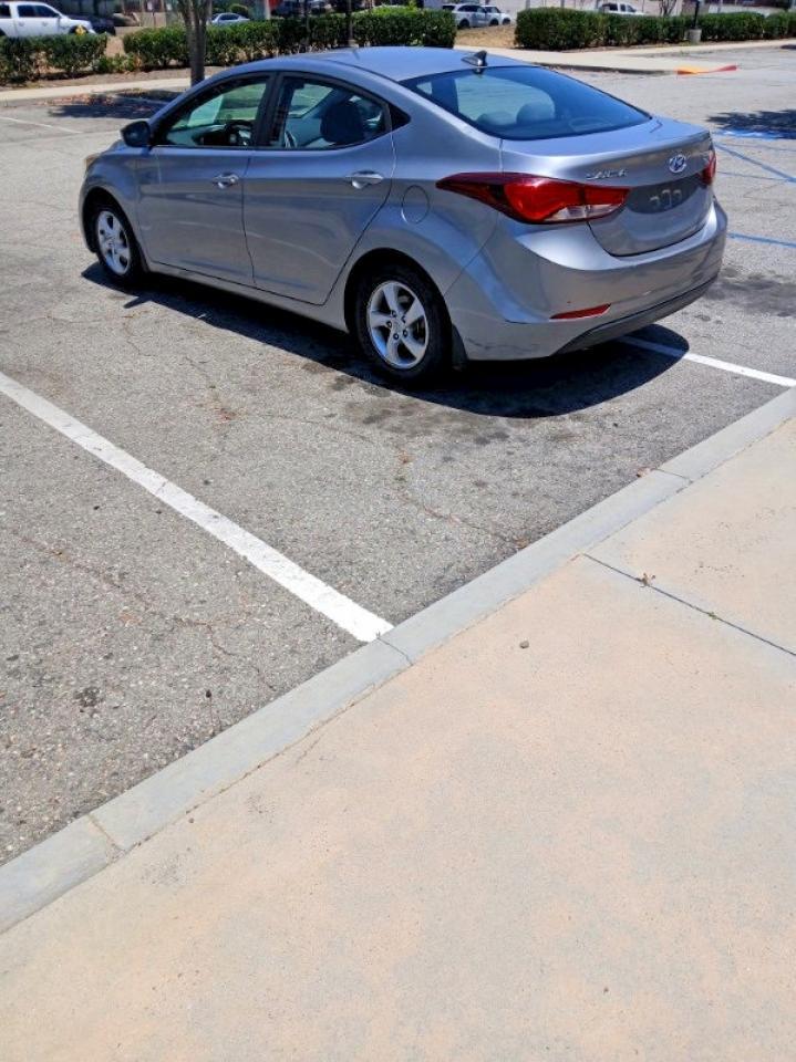 2015 Hyundai Elantra Se - Image 3