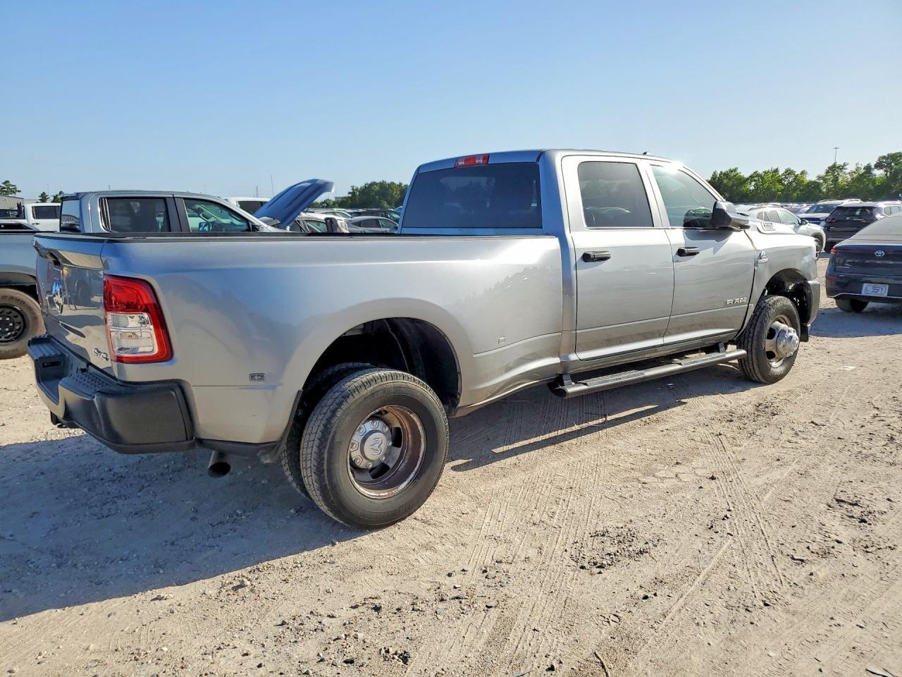 2022 Ram 3500 Tradesman - Image 3