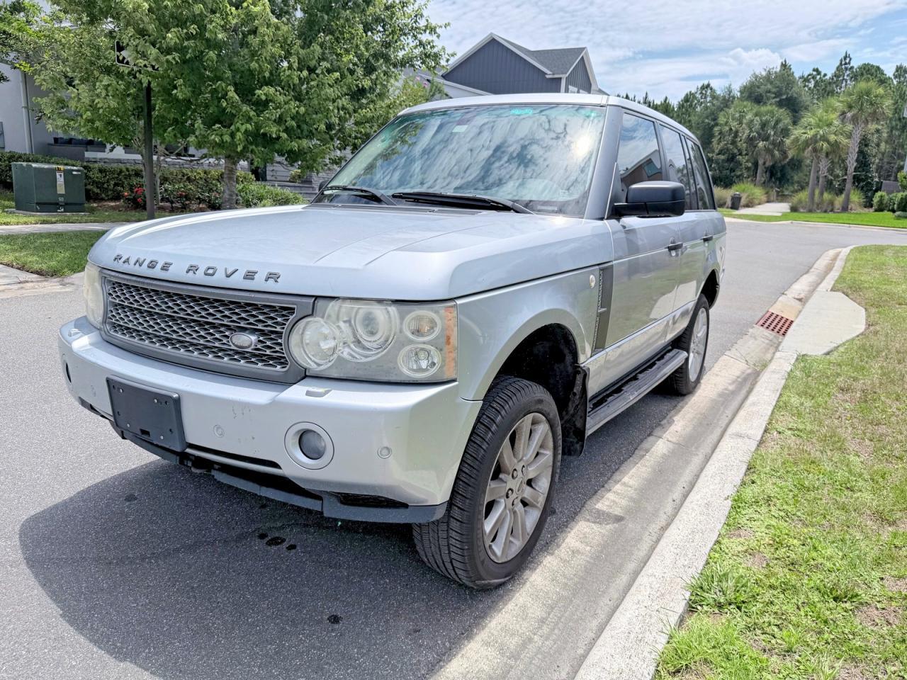 2006 Land Rover Range Rover Supercharged - Image 2