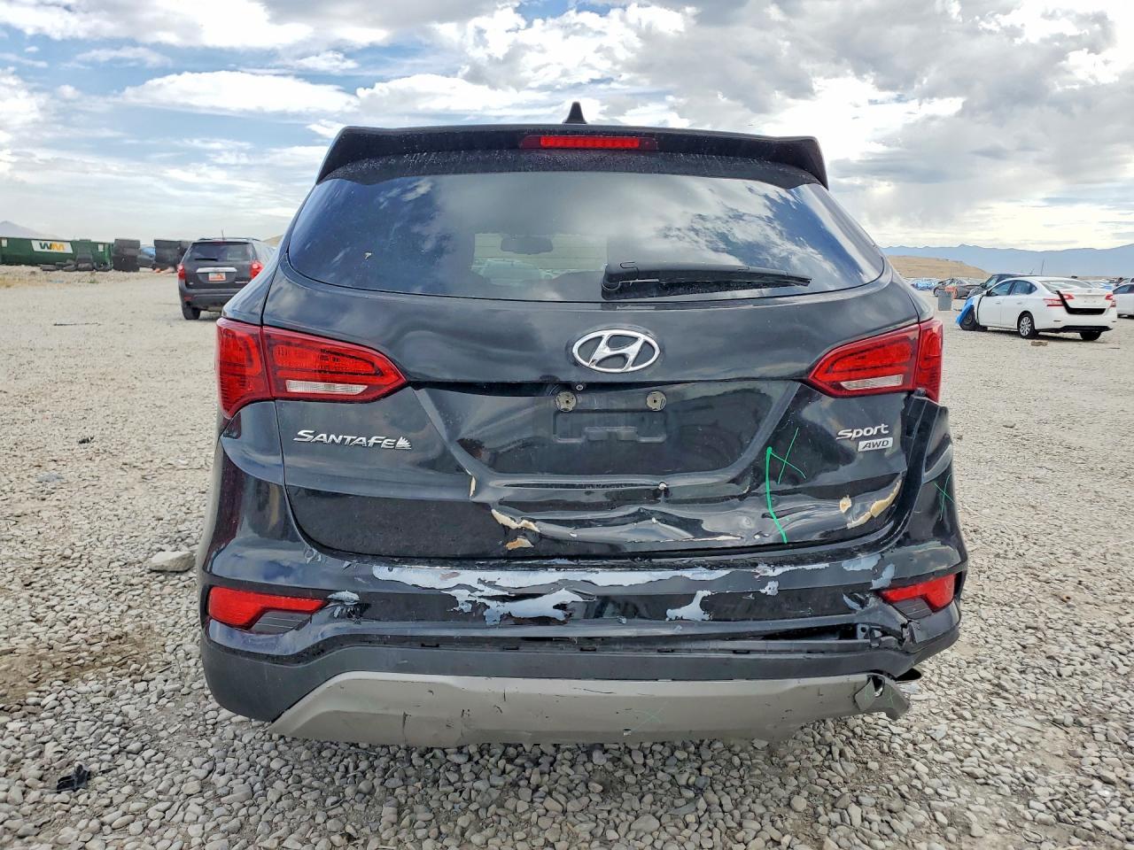 2017 Hyundai Santa Fe Sport 2.4L - Image 6