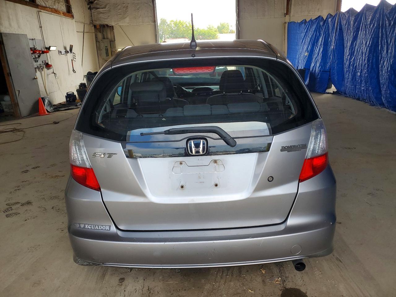 2010 Honda Fit - Фото 6