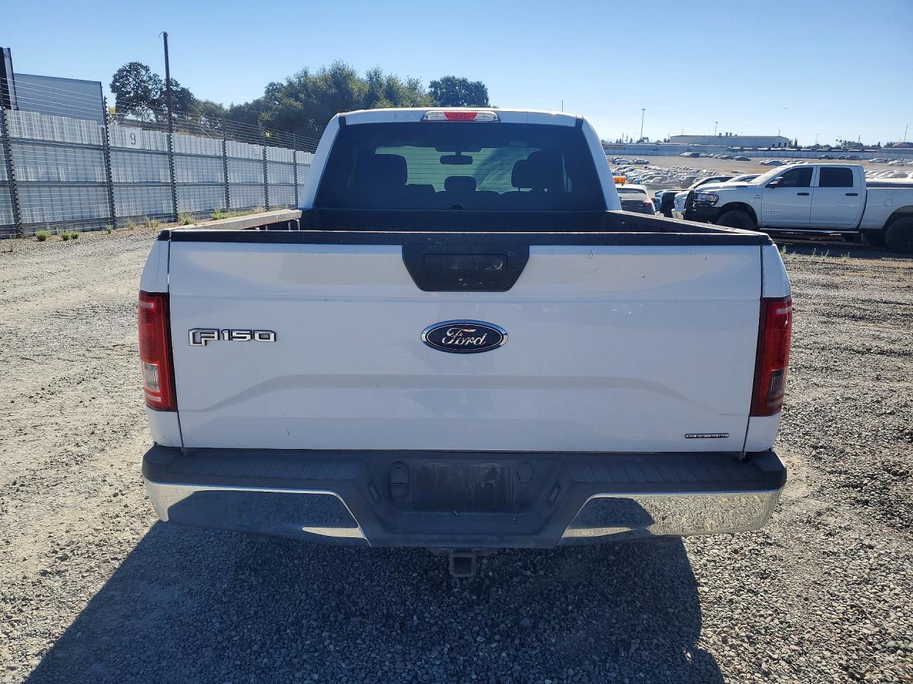2016 Ford F150 Super Cab - Фото 6