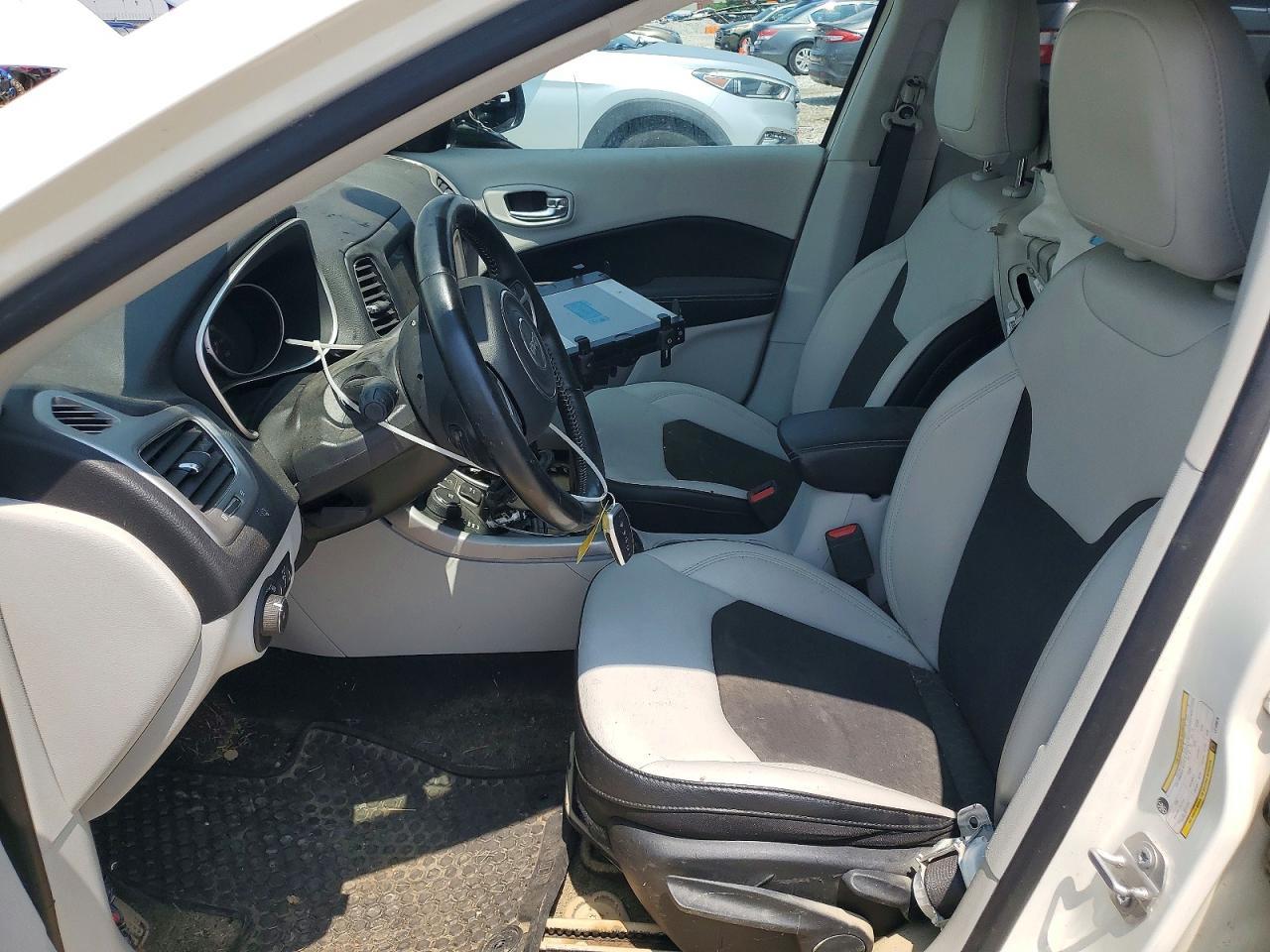 2020 Jeep Compass Latitude - Фото 7