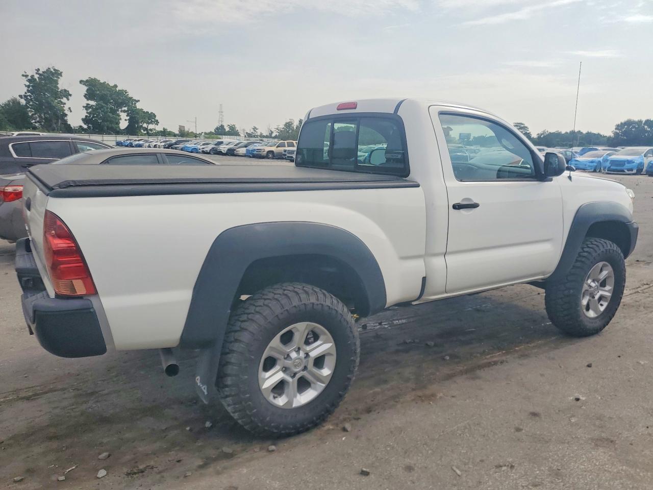2013 Toyota Tacoma Base - Фото 3