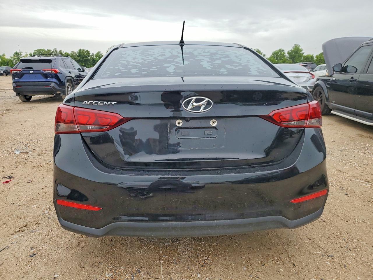 2020 Hyundai Accent Se - Image 6