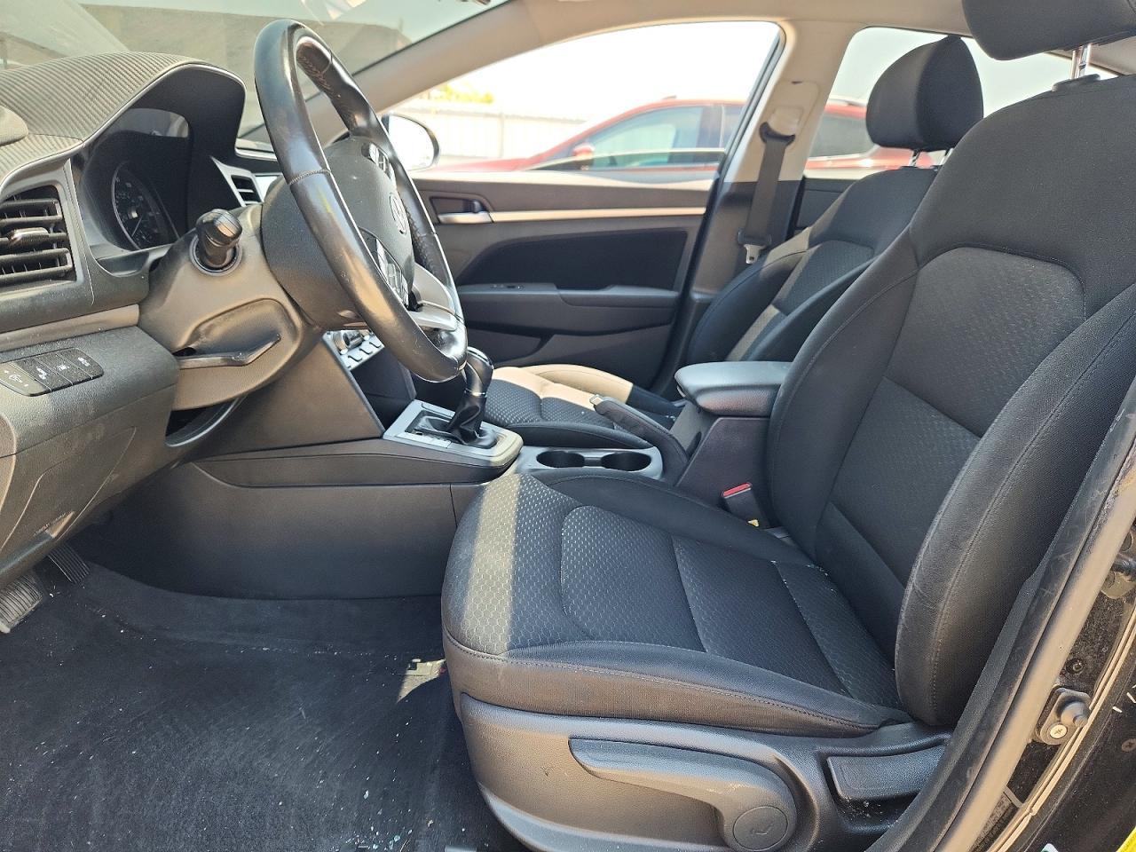 2019 Hyundai Elantra Value Edition - Фото 7