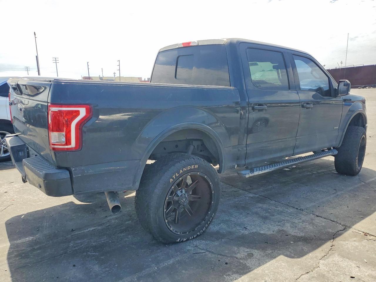 2016 Ford F150 Supercrew - Фото 3