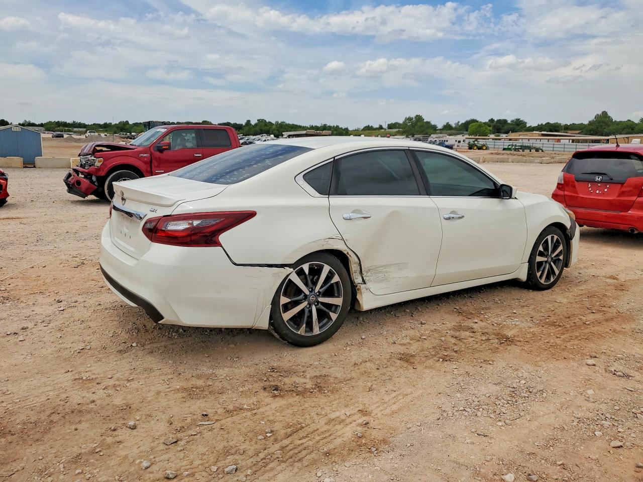 2017 Nissan Altima 2.5 Sr - Фото 3