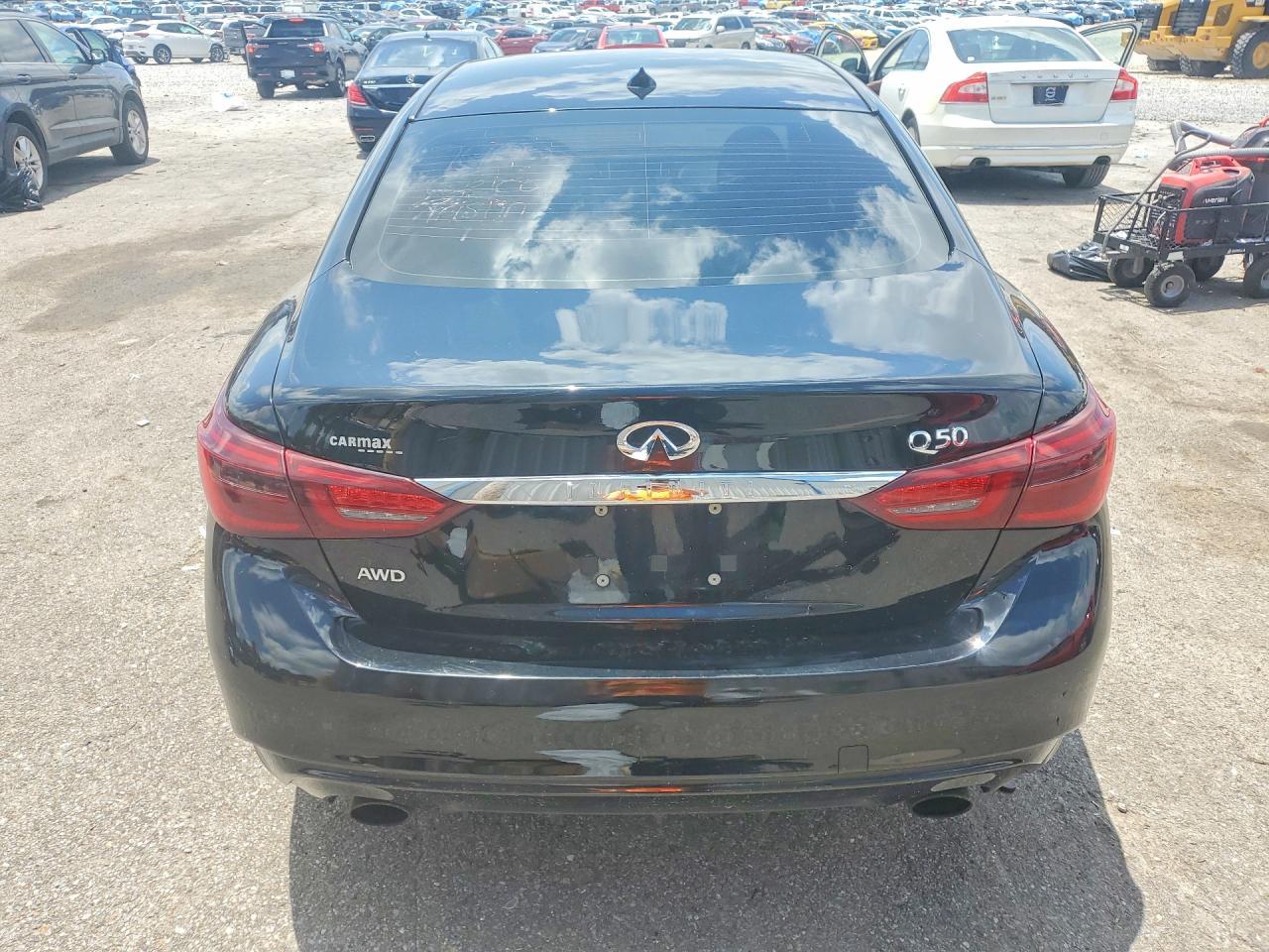 2018 Infiniti Q50 3.0T Luxe - Фото 6
