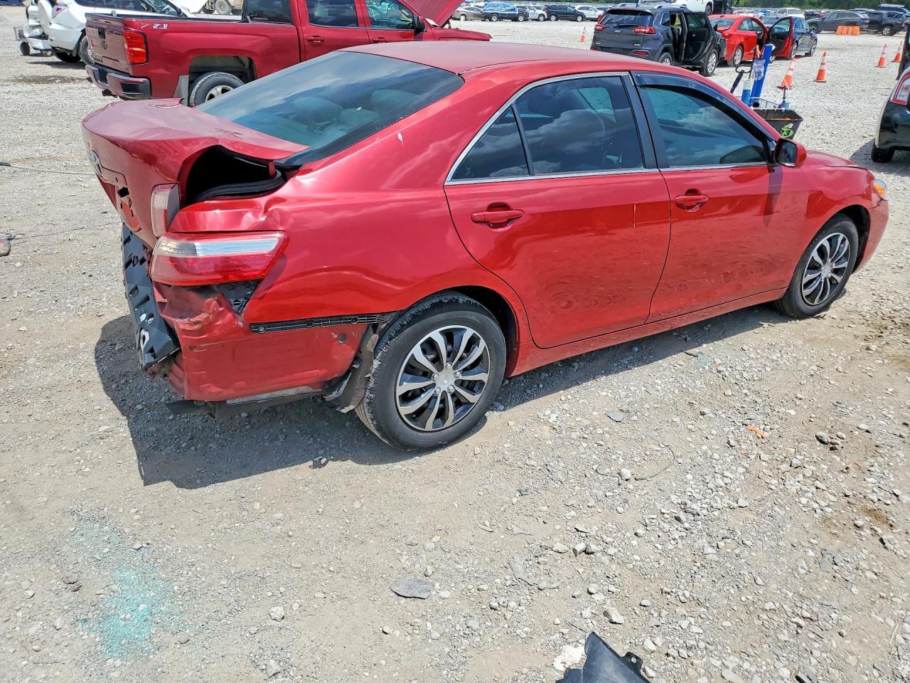 2009 Toyota Camry Le - Фото 3
