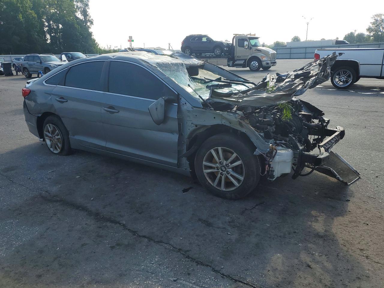 2017 Hyundai Sonata Se - Image 4
