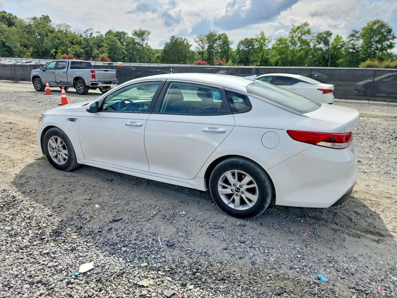 2016 Kia Optima Lx - Фото 2