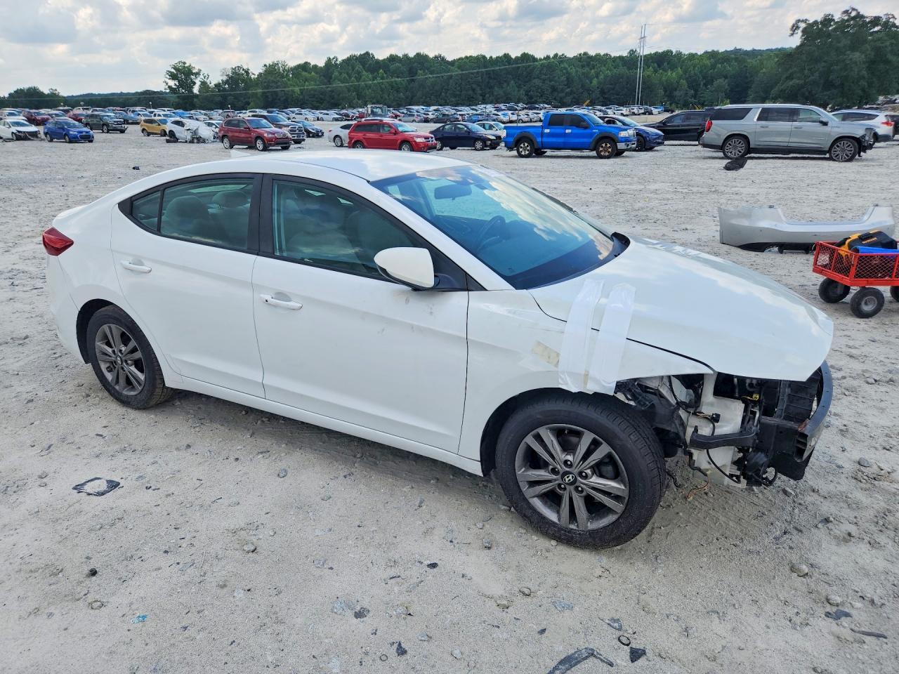 2017 Hyundai Elantra Se - Фото 4