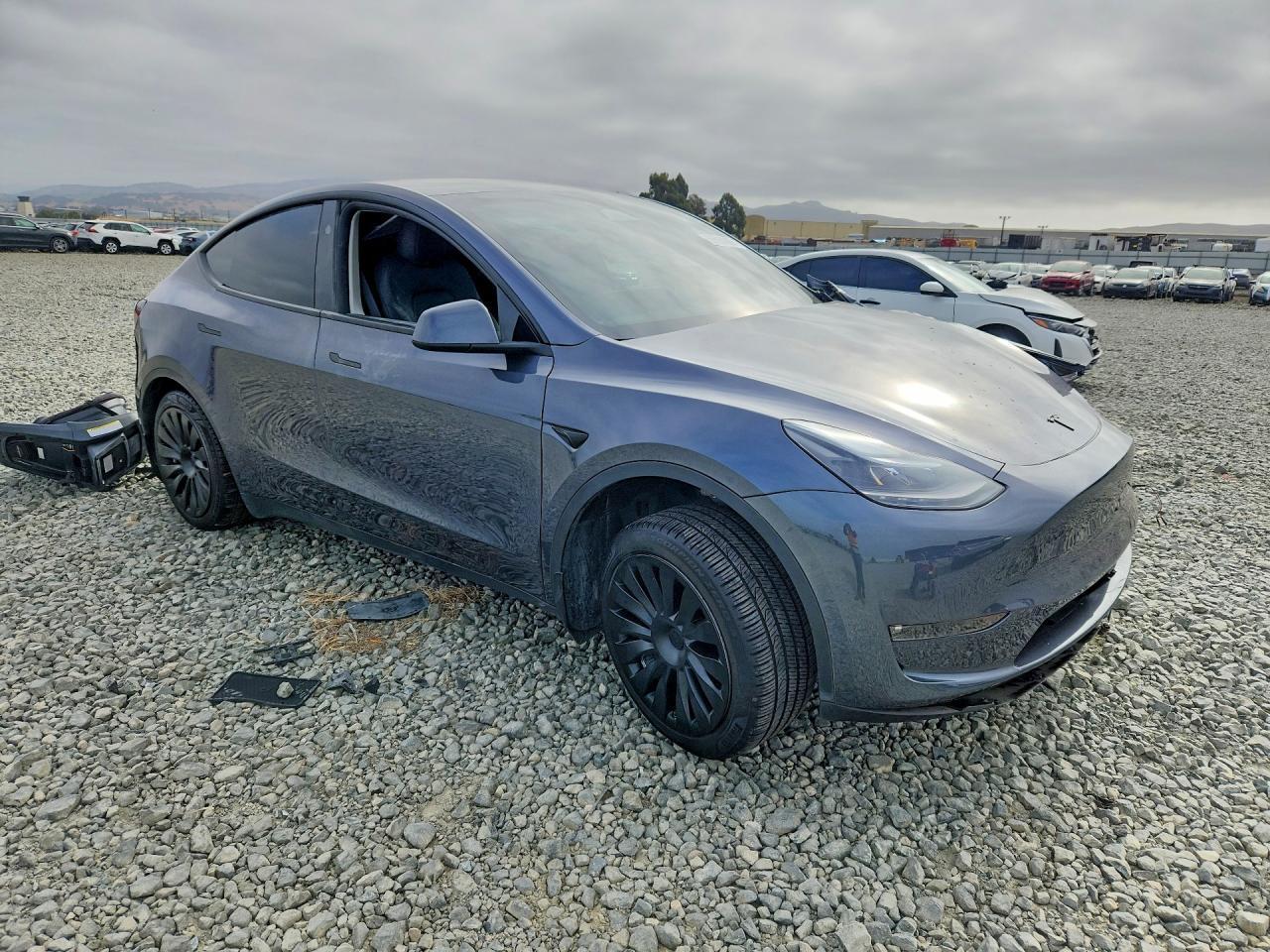 2023 Tesla Model Y - Фото 4