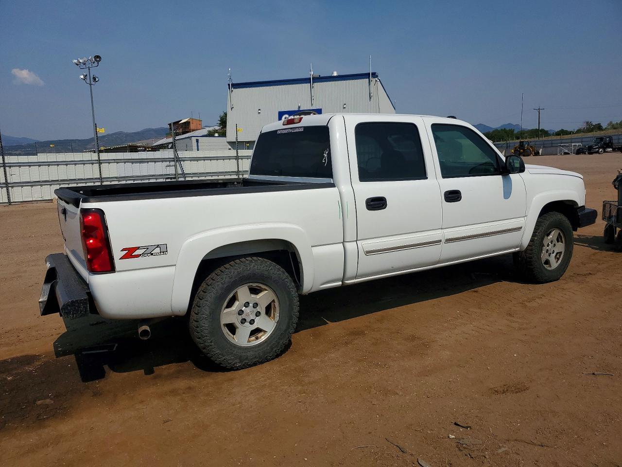 2007 Chevrolet Silverado K1500 Classic Crew Cab - Фото 3