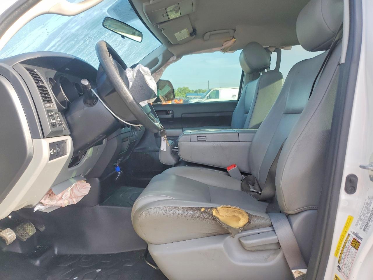 2013 Toyota Tundra Double Cab Sr5 - Image 7