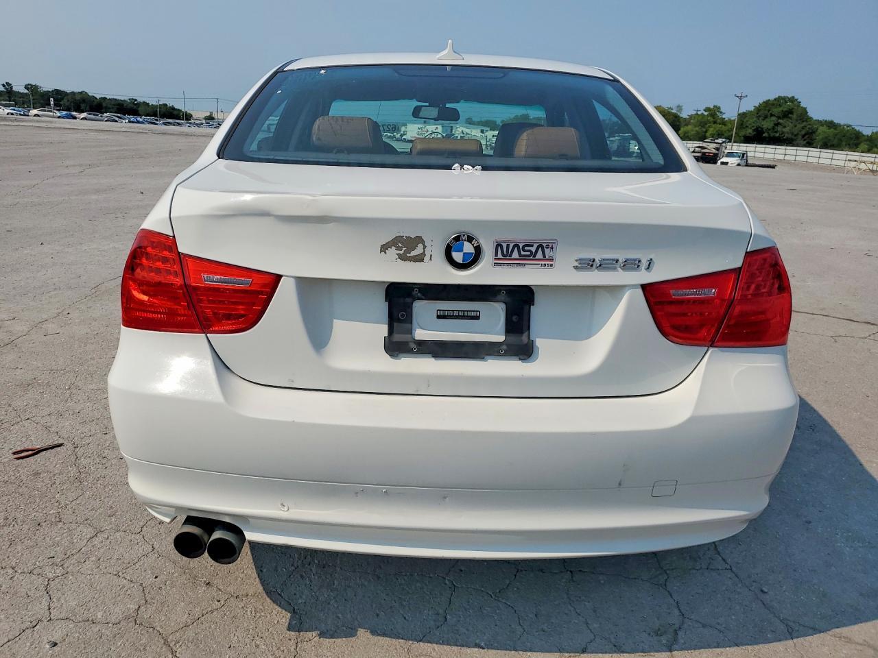 2011 BMW 328 Xi - Фото 6