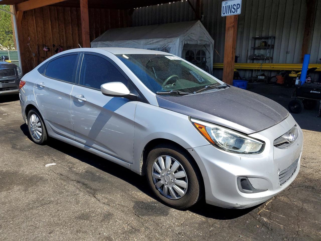 2016 Hyundai Accent Se - Фото 4