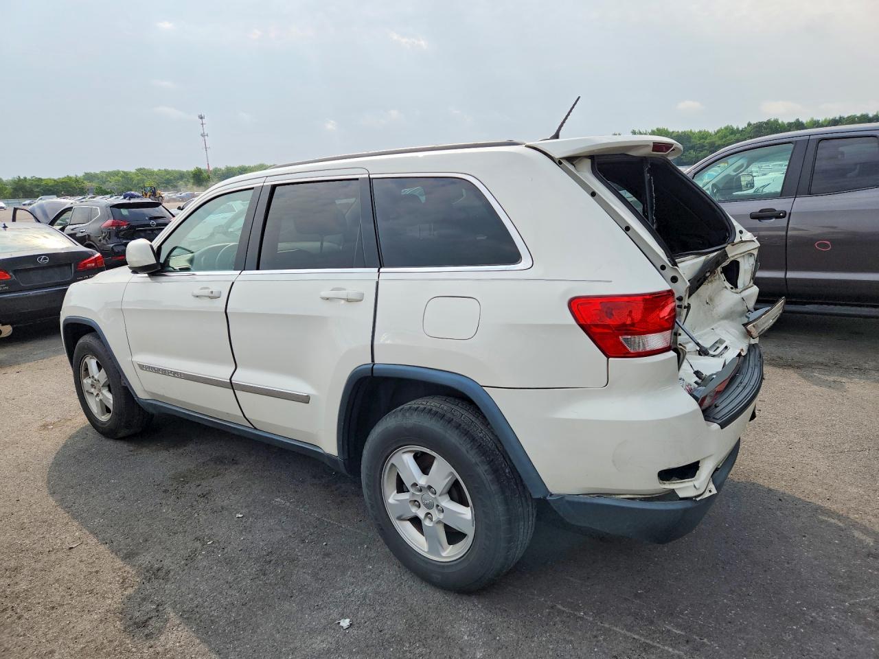 2012 Jeep Grand Cherokee Laredo - Image 2