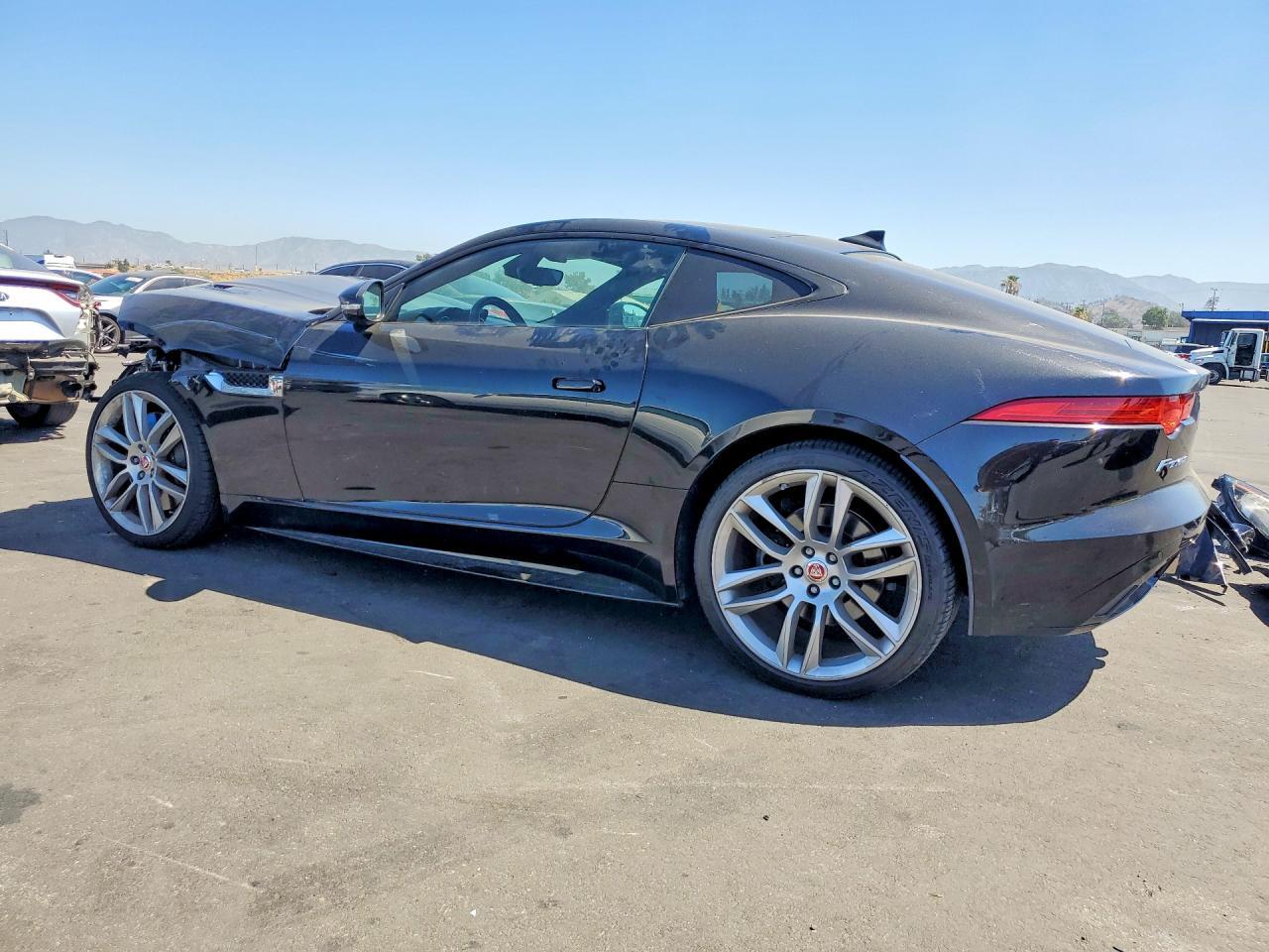 2016 Jaguar F-Type S - Фото 2