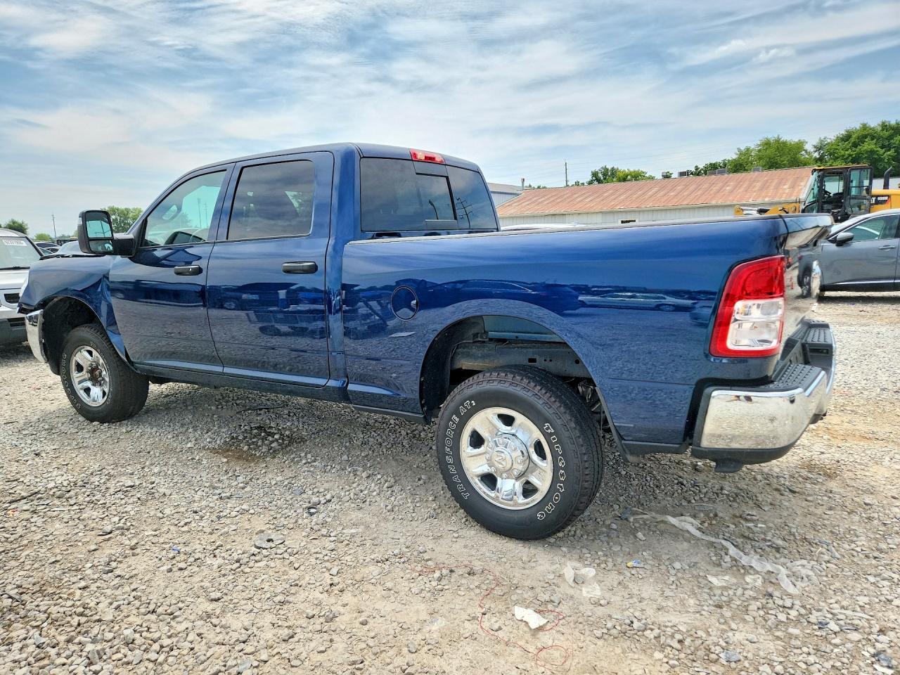 2024 Ram 2500 Tradesman - Фото 2