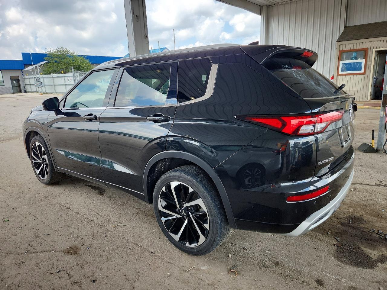 2024 Mitsubishi Outlander Sel - Фото 2