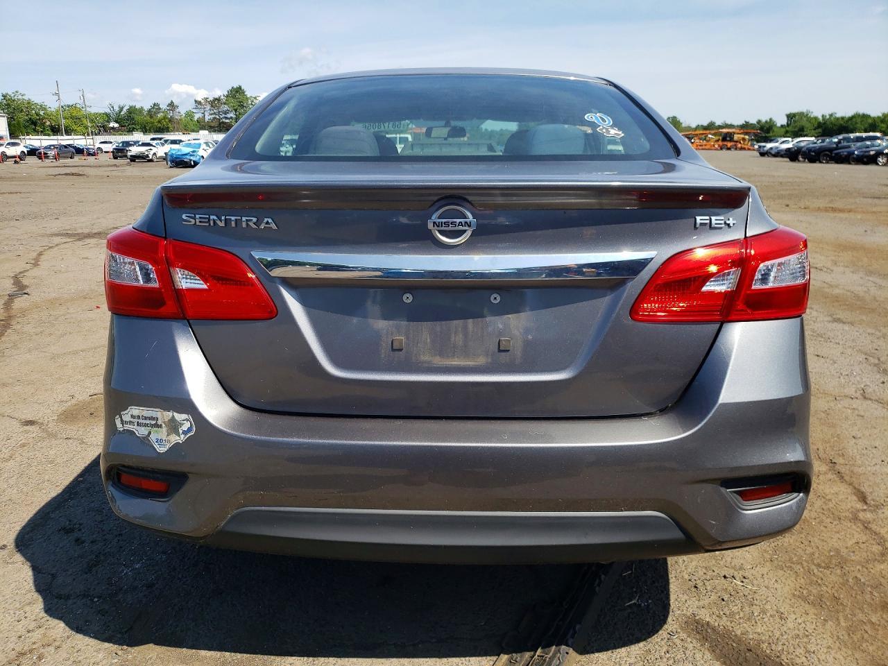 2015 Nissan Sentra Fe+S - Image 6