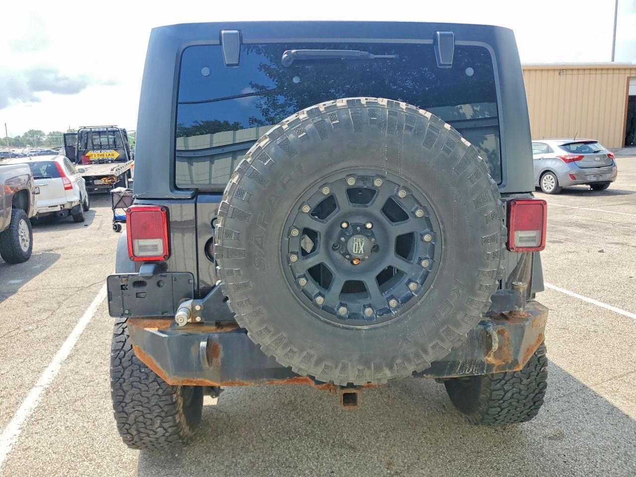 2013 Jeep Wrangler Unlimited Sport - Фото 6