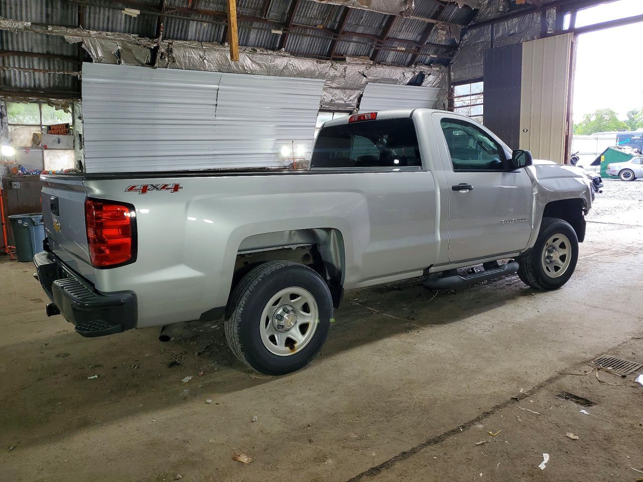 2016 Chevrolet Silverado K1500/K1500 Ls - Image 3