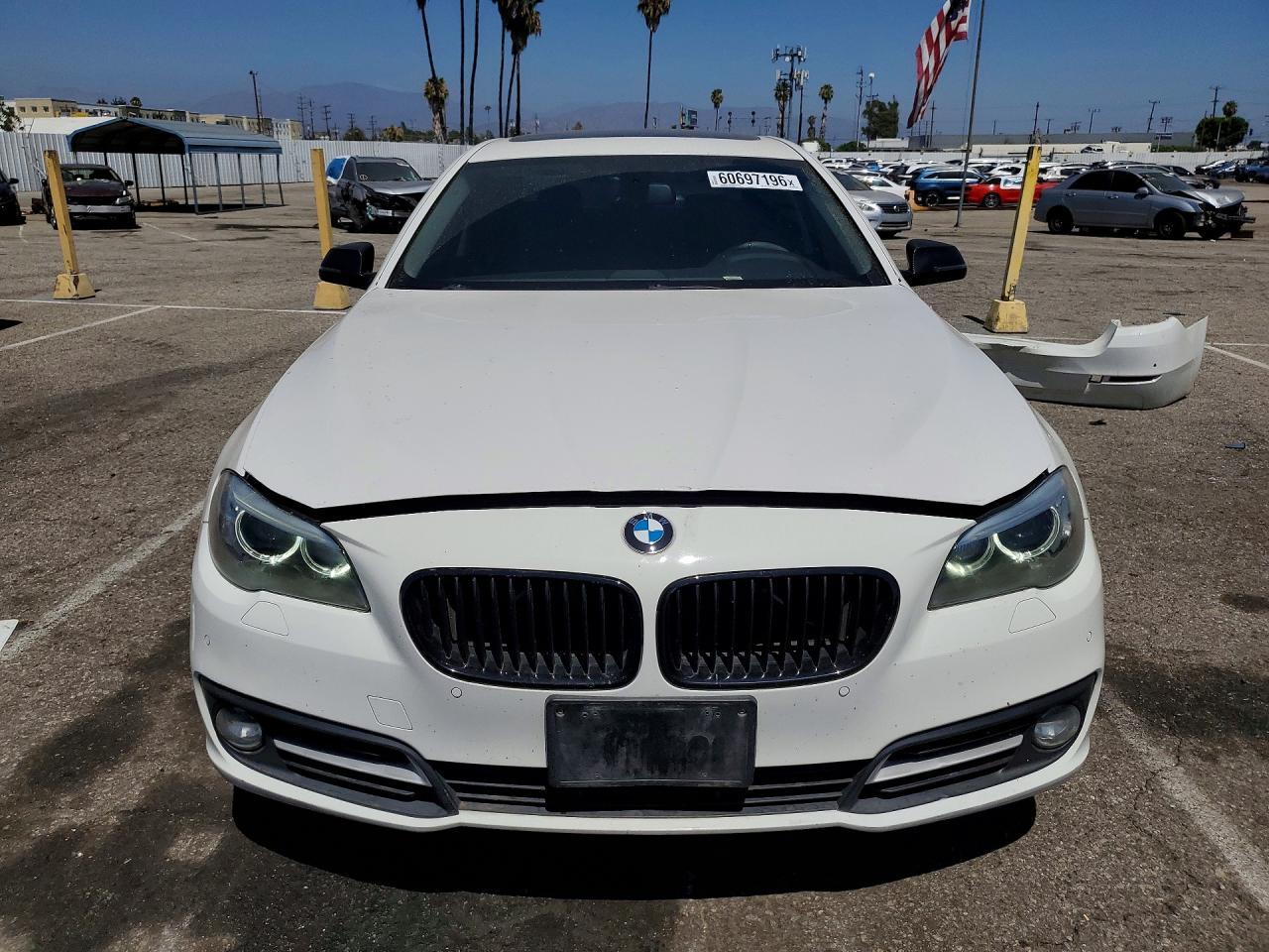 2015 BMW 528 I - Фото 5