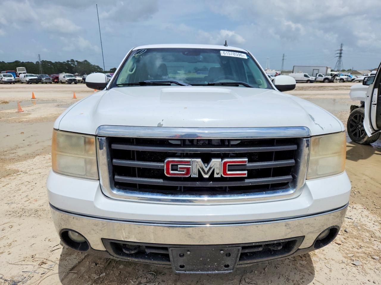 2007 GMC New Sierra K1500 - Image 5