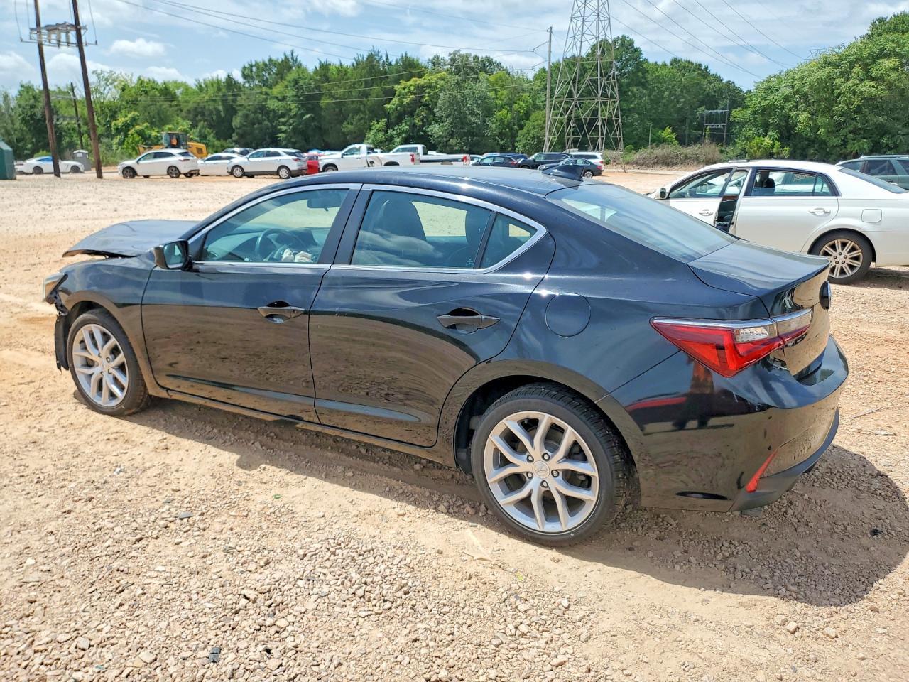 2020 Acura Ilx - Image 2