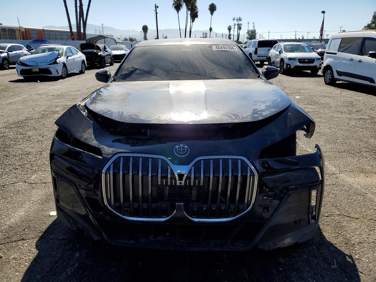 2025 BMW I7 Edrive50 - Image 5