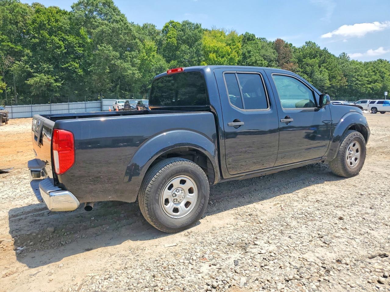 2012 Nissan Frontier S - Image 3