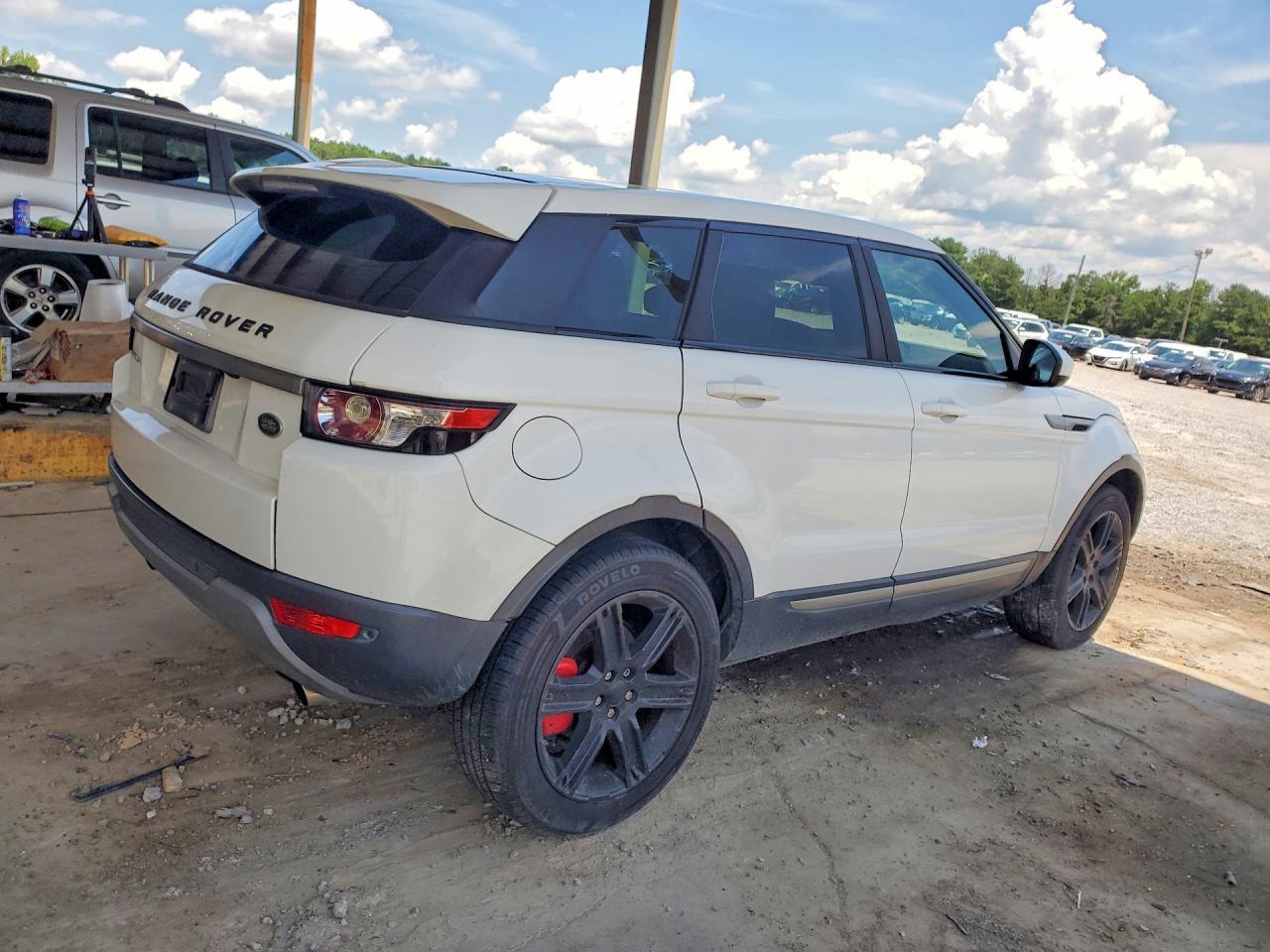 2015 Land Rover Range Rover Evoque Pure Plus - Фото 3