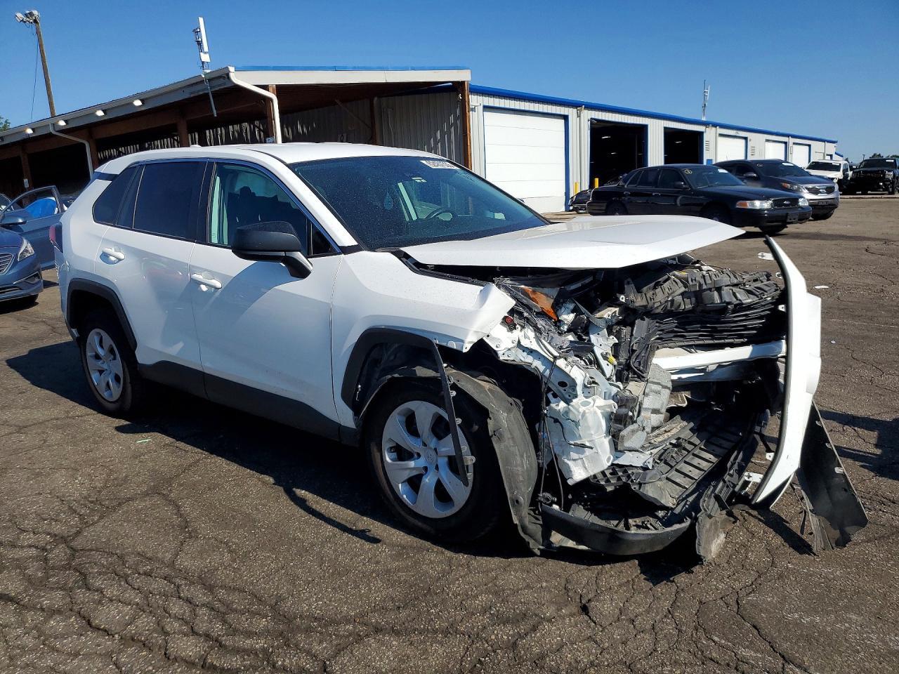 2024 Toyota Rav4 Le - Фото 4