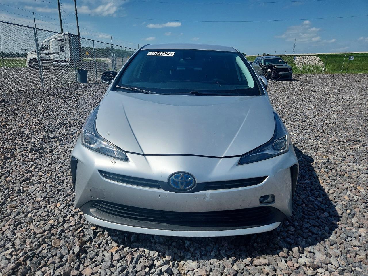 2022 Toyota Prius - Image 5