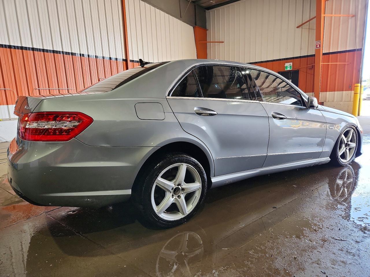 2011 Mercedes-Benz E 550 4Matic - Фото 3