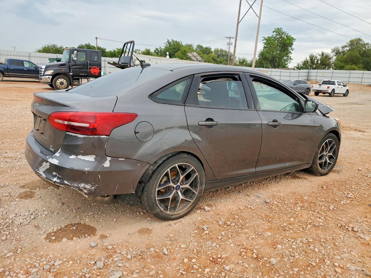 2018 Ford Focus Se - Image 3