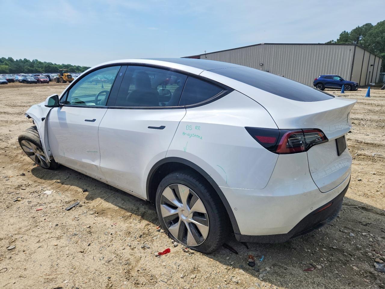 2022 Tesla Model Y - Фото 2