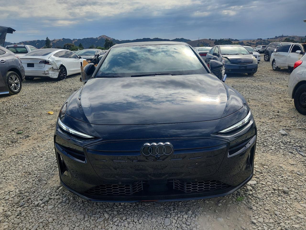 2025 Audi S6 E-Tron Prestige - Фото 5
