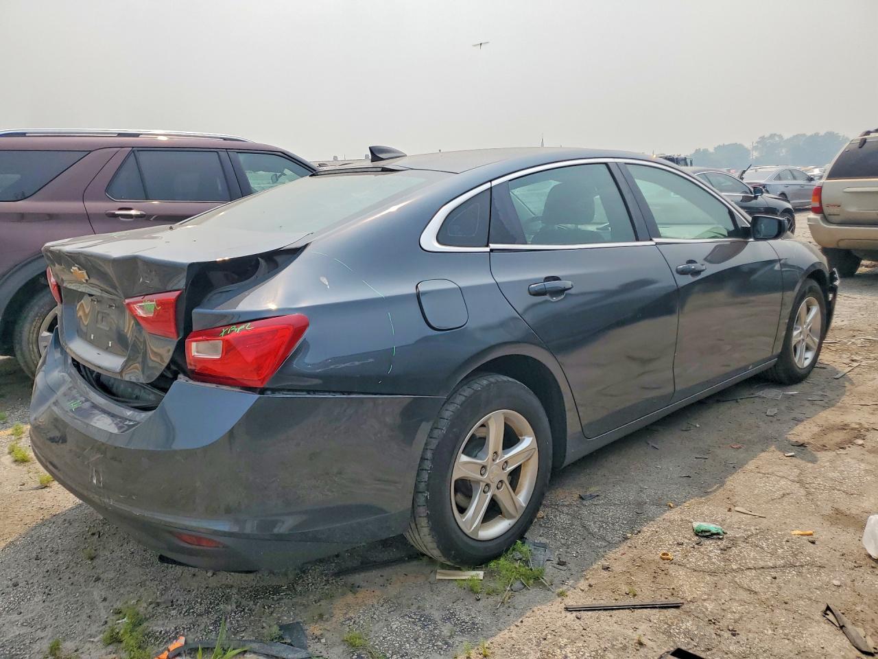 2020 Chevrolet Malibu Ls - Image 3