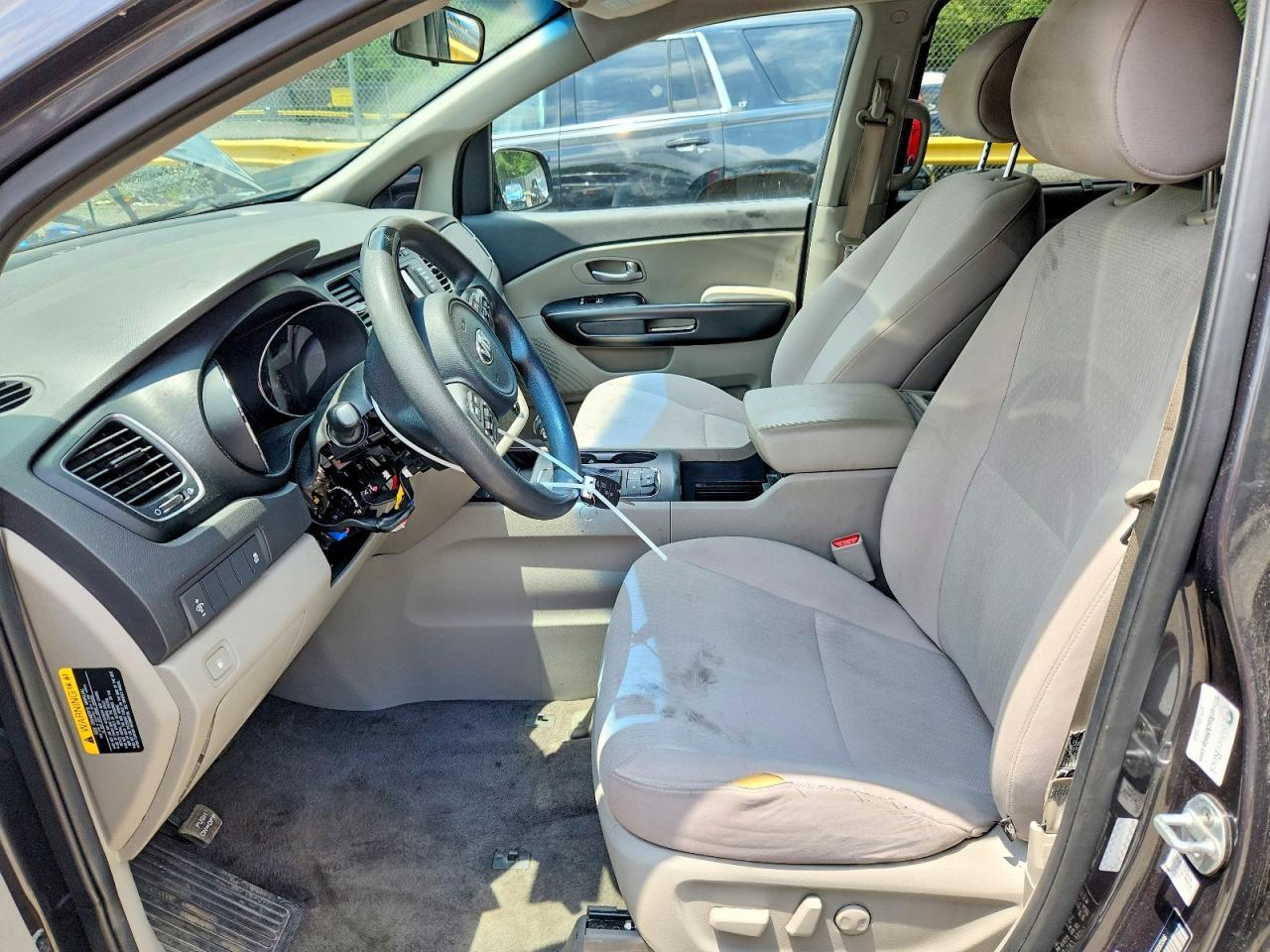2016 Kia Sedona Lx - Фото 7